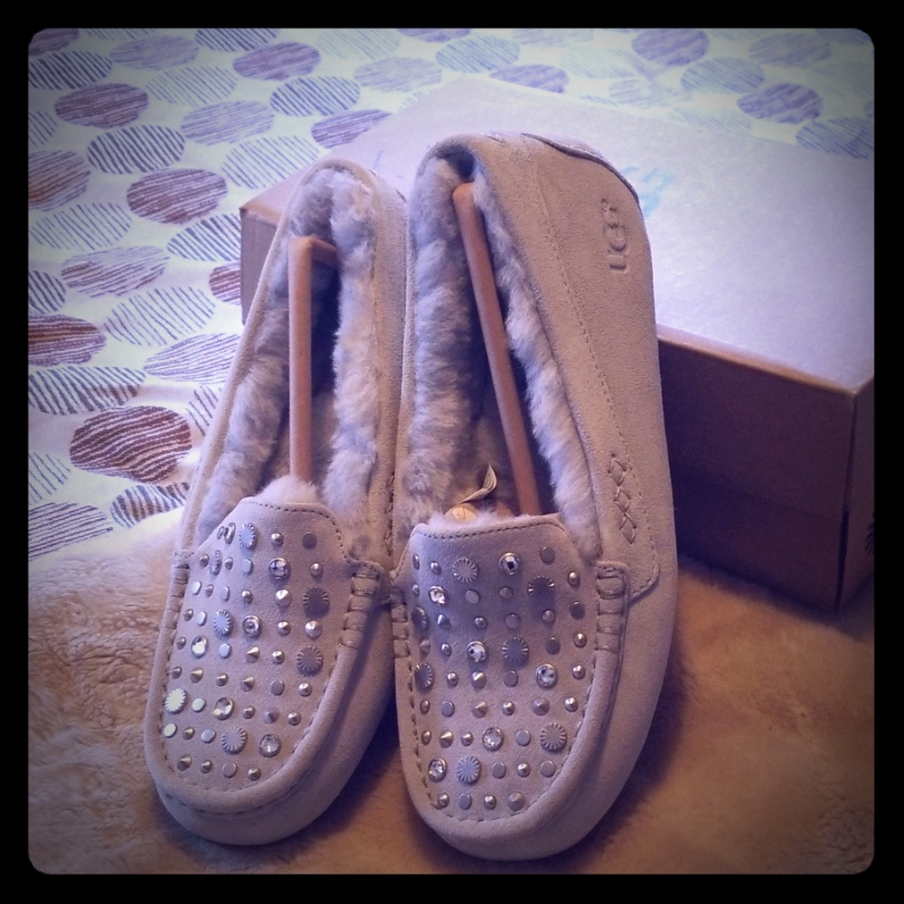 Slippers